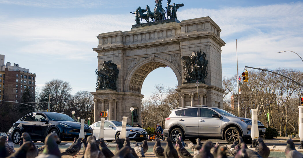 New Yorkers Warm to Mamdani’s Redesign Plan for Grand Army Plaza in Brooklyn