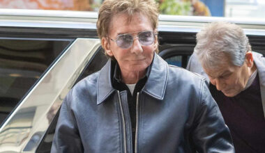 Barry Manilow, 82, Steps Out in N.Y.C. for First Time After Undergoing Lobectomy for Lung Cancer