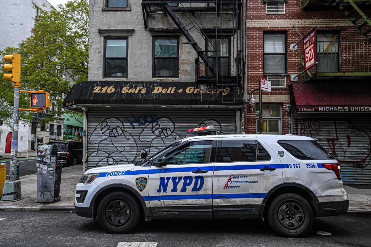East Village deli worker shot to death in store dispute, suspect struck with bullet ricochet: eyewitnesses