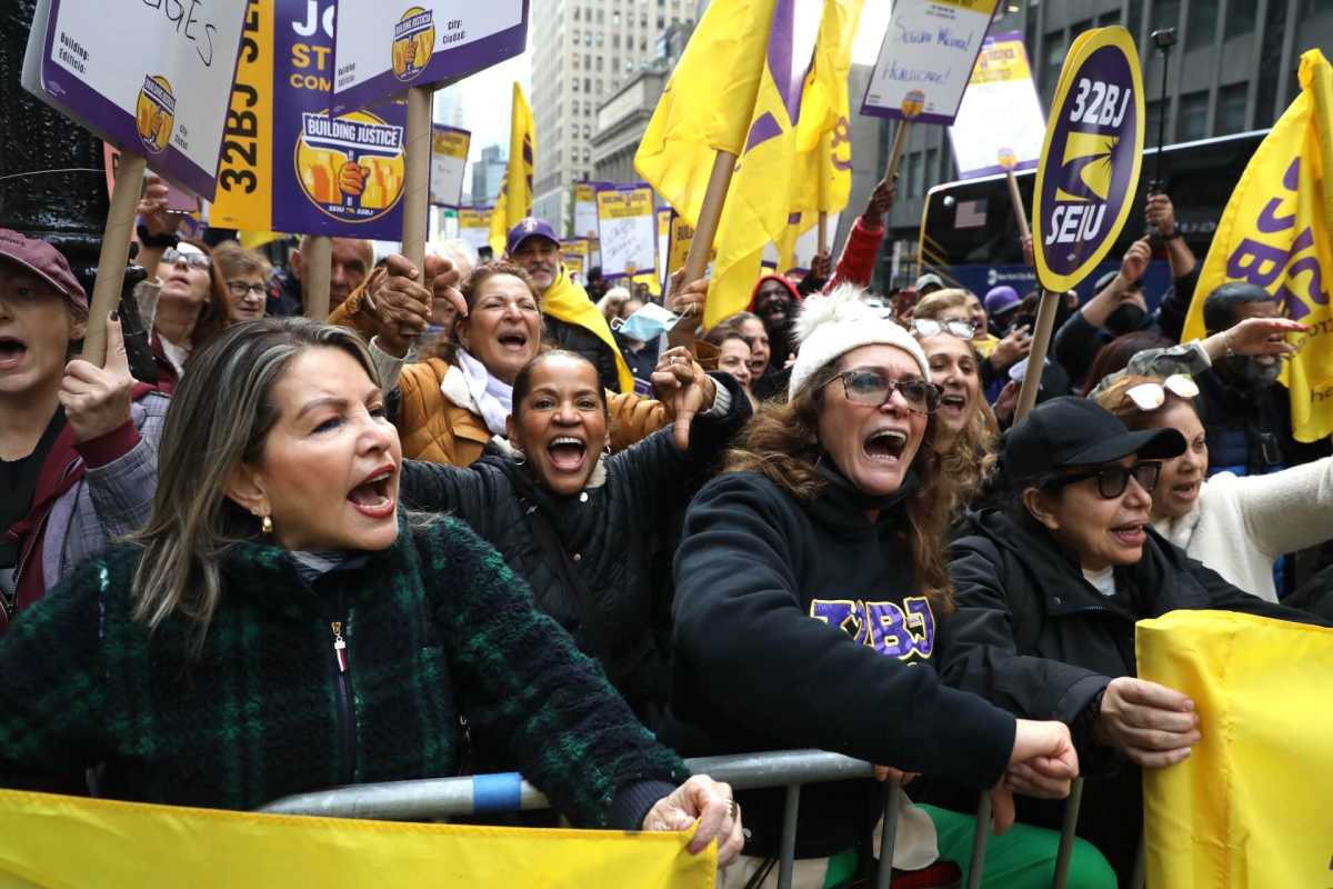 After dodging massive strike, a major NYC union struggles to dodge criticism about how it represents workers