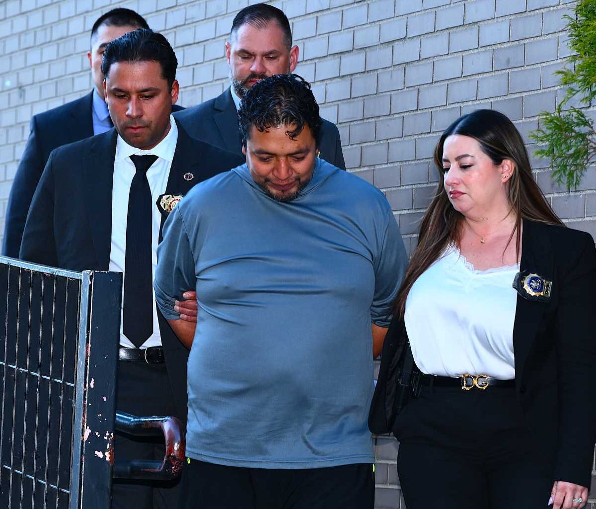 Queens man hit with eight murder charges for allegedly setting deadly house fire that killed four people, including toddler