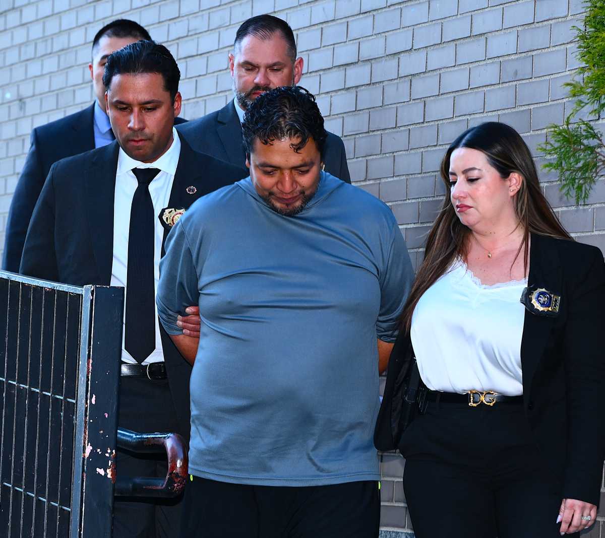 suspect arrested in Queens house fire