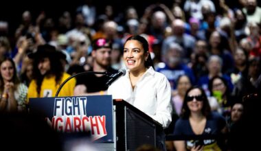 AOC urges Hochul to scrap plan that would widen Cross Bronx Expressway