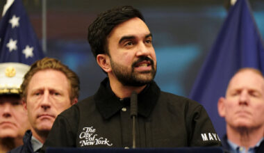 New York City Mayor Mamdani Heckled While Speaking at Passover Seder in Manhattan After Comedian Drops Out