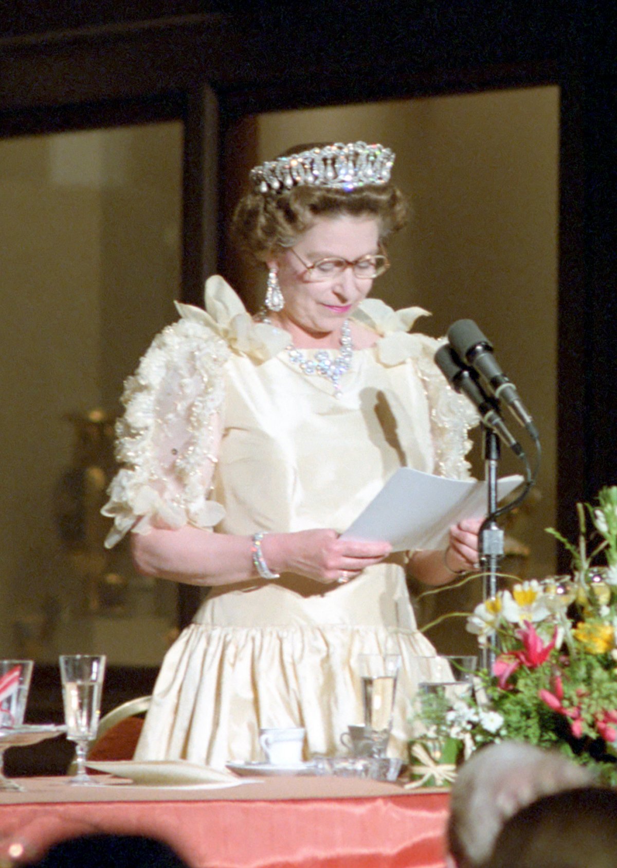 Queen Elizabeth II and the Duke of Edinburgh attend a dinner at the M.H. de Young Memorial Museum in San Francisco during their American state visit on March 3, 1983 (White House Photographic Collection)