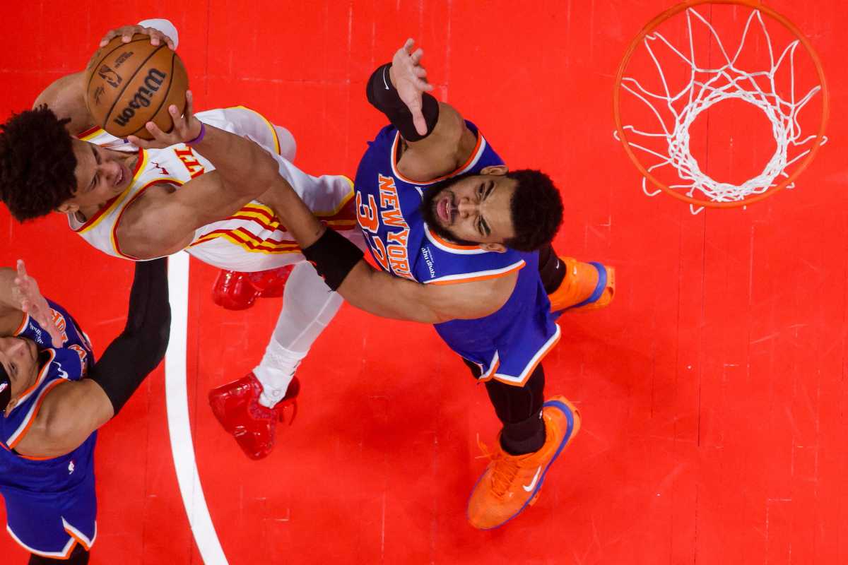 Knicks once again falter against Hawks, facing 2-1 series deficit