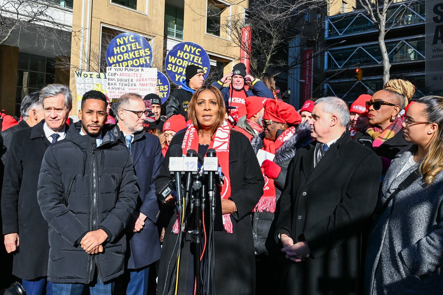 NY-Presbyterian workers lacked tools, support for psychiatric emergencies, investigation reveals