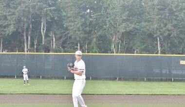 Spartans Walk off in Doubleheader Split Against Manhattan