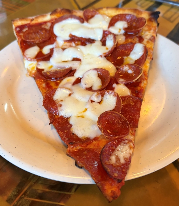 RC’s NYC Pizza & Pasta in The Woodlands: For a Slice … It’s Gooood