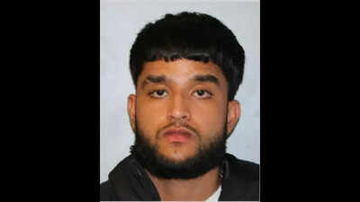 <p>23-year-old Indian man, Tushar Sharma, was arrested in New York State for a $200,000 scam where he called individuals and told them they would be arrested if they didn't pay.<br></p> Indian man arrested in New York state for $200,000 scam; called people and told them 'you are wanted on a warrant'