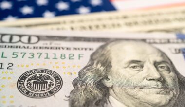 Hochul calls for $1,700 refunds for New York families over Trump tariffs