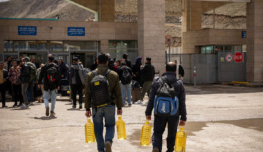 On Iran’s Border, Cooking Oil Trade Is a Snapshot of the Country’s Struggles