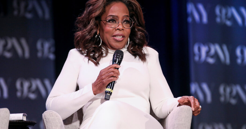 Oprah Winfrey Moves Her Podcast (and Books and Products) to Amazon