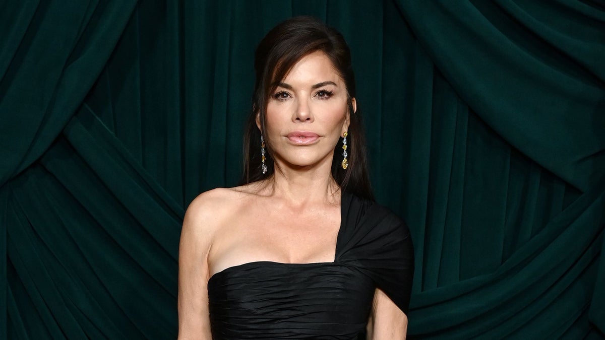 Lauren Sanchez shines alongside Queen Camilla and Melania Trump at State Dinner