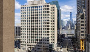 30 Montgomery in Jersey City acquired by Real Capital Solutions and Lamar Companies