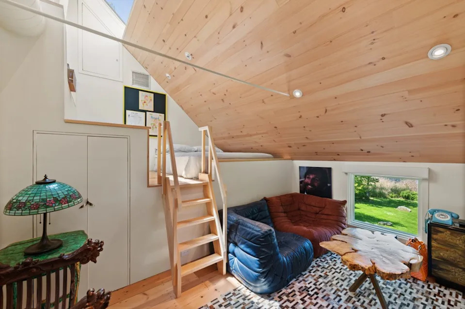 A guest suite. Ginnel x Modern Angles