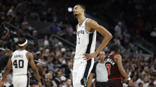 Chicago Bulls v San Antonio Spurs