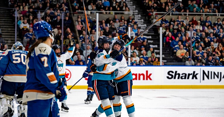 From Yale Bulldogs to New York Sirens: Two Yale hockey players are reuniting on the ice