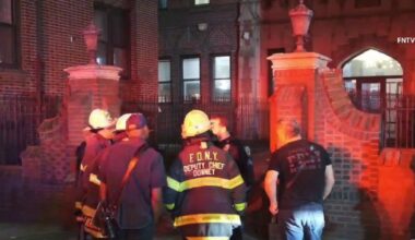 Brooklyn fire leaves 2 dead, firefighter hospitalized