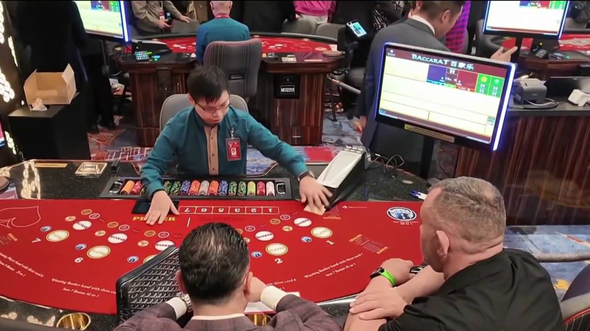 Resorts World Casino in Queens debuts first live table games at a casino in NYC history – NBC New York
