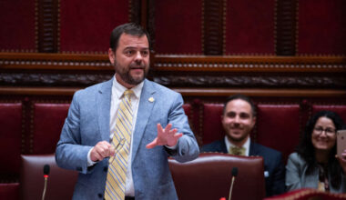 State Sen. Luis Sepúlveda