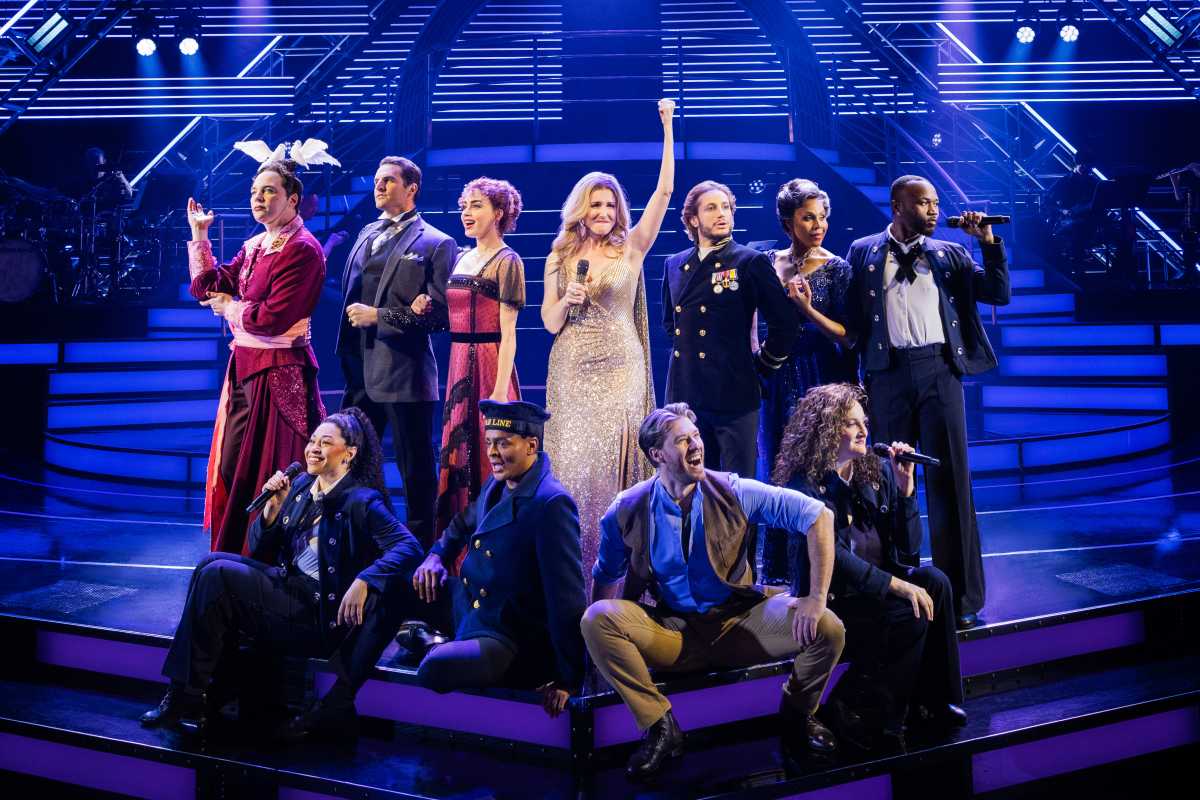 ‘Titanique’ hits Broadway, runs aground