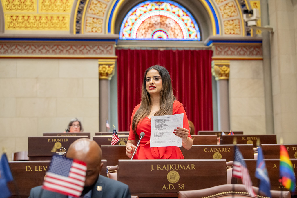 Incumbent Queens Assembly member heads to court as signature fraud allegations mount in primary fight