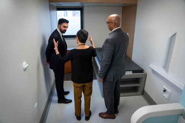 Mayor Zohran Mamdani announces the opening of New York City's first Outposted Therapeutic Housing Unit at NYC Health + Hospitals/Bellevue on Tuesday, April 7, 2026. (Ed Reed / Mayoral Photography Office)