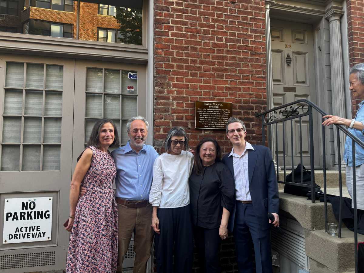 Noguchi, prolific artist and Queens-based museum founder, honored with plaque – QNS