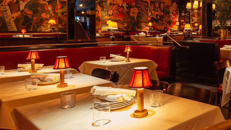 Monkey Bar Restaurant in New York