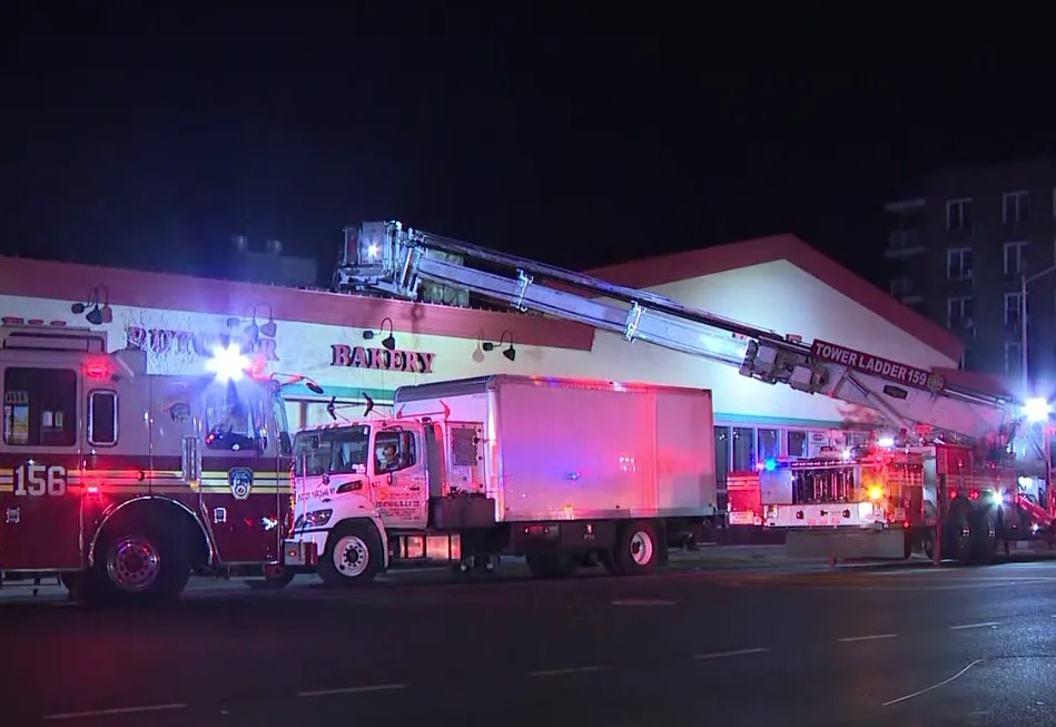 A fire was reported at a Key Food store in Brooklyn early Wednesday morning (Credit: PIX11 News)