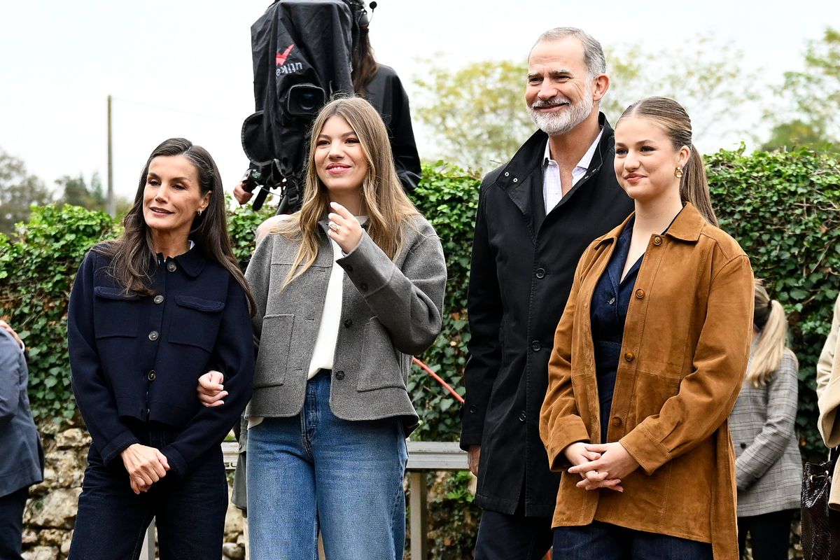 Thousands of fans spotted Queen Letizia and her daughters at Rosalía's last Madrid concert, enjoying the acclaimed LUX Tour.