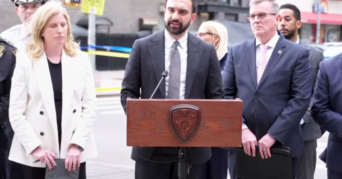 Baby killed by a stray bullet after drive-by attack in Brooklyn, police say | National News