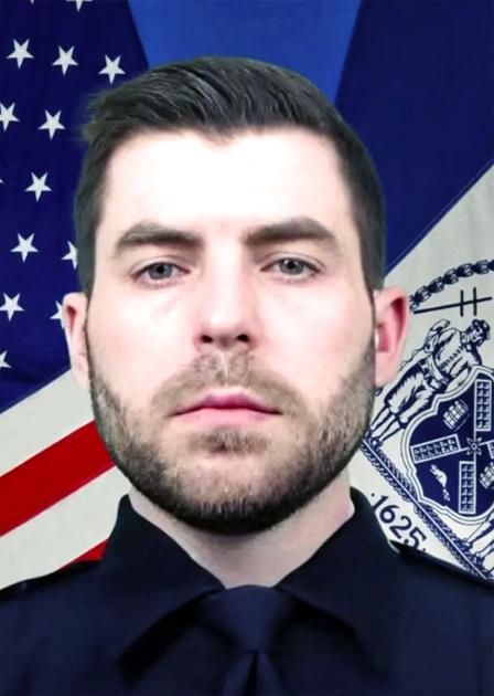 Cop killer convicted of manslaughter |