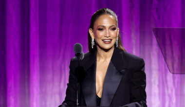 Jennifer Lopez Reveals Why She Feels 'So Lucky' About 'Maid In Manhattan' | 102.7 KIIS-FM