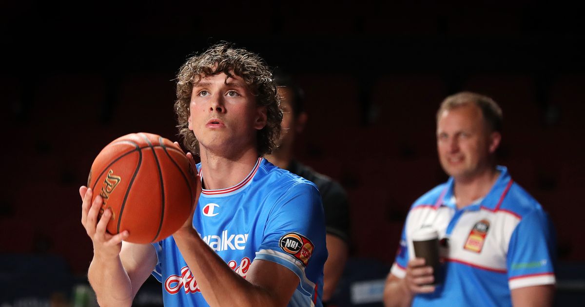 WSU lands first offseason addition in Manhattan forward Fraser Roxburgh