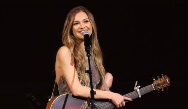 Watch: Kelsea Ballerini Shares Update On Single Life In NYC | 94.3 WKKJ