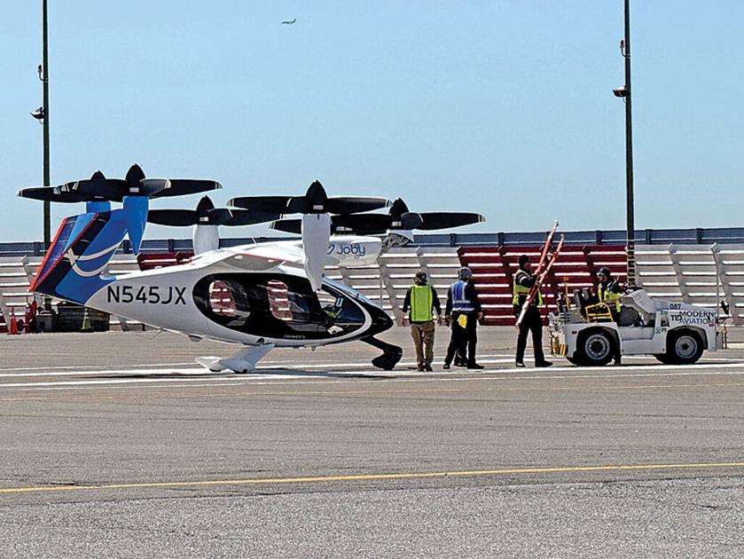Meet George Jetson: Air taxi takes flight |