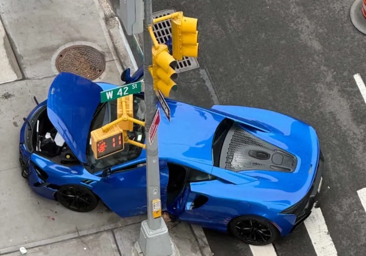 Thieves Tried to Steal a McLaren and a Range Rover in Manhattan. It Did Not Go Well