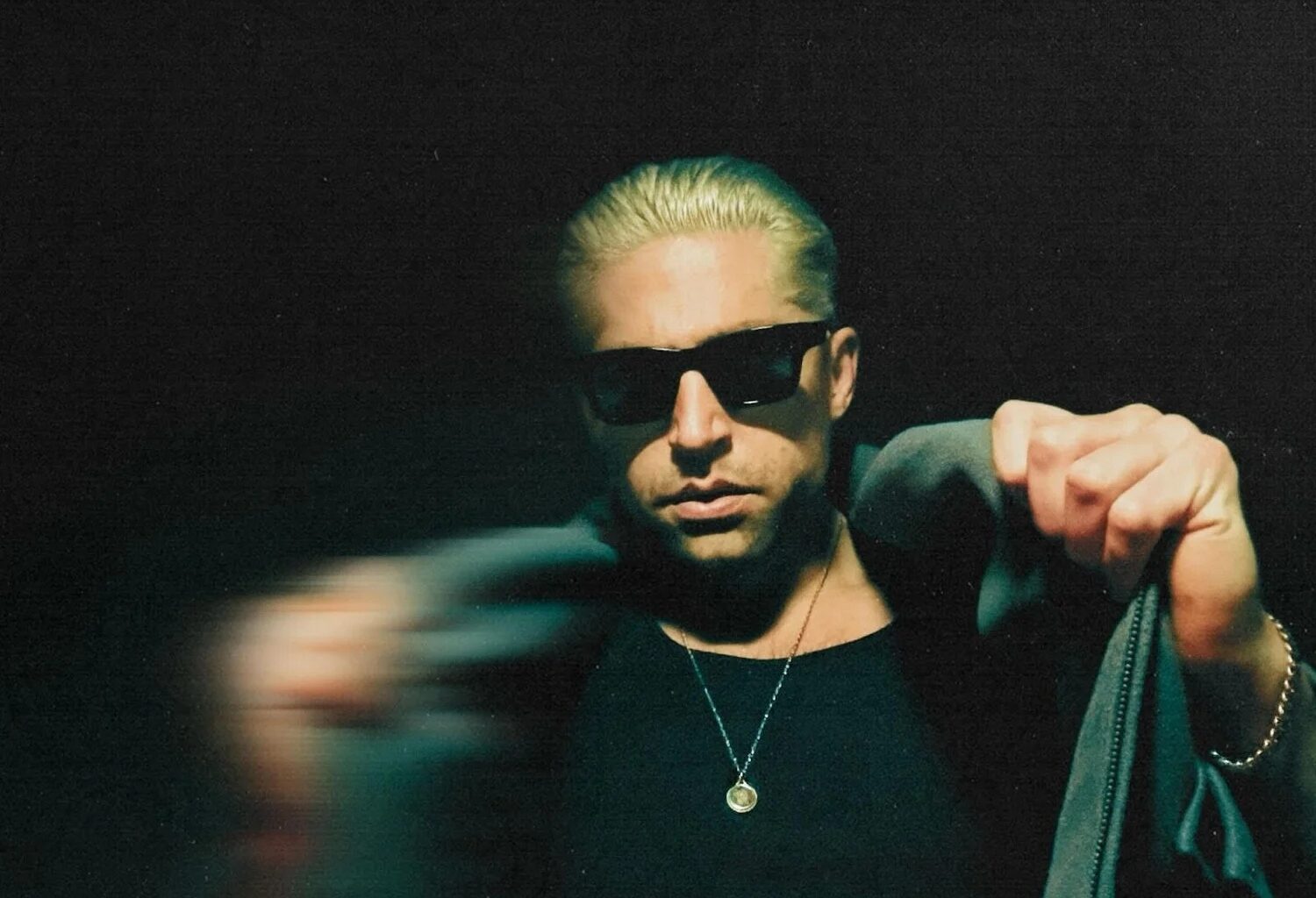 Queens of the Stone Age Bassist Michael Shuman Gives Jennifer Paige's "Crush" a Dark, Cinematic GLU Makeover