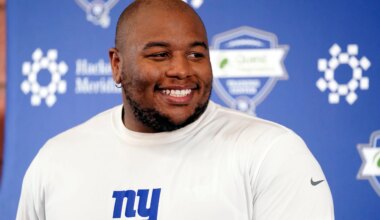 New York Giants have engaged multiple teams in Dexter Lawrence trade talks