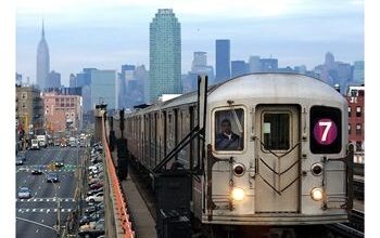 CM Ariola calls for ‘unlimited and universal’ free OMNY cards for NYC school students – QNS