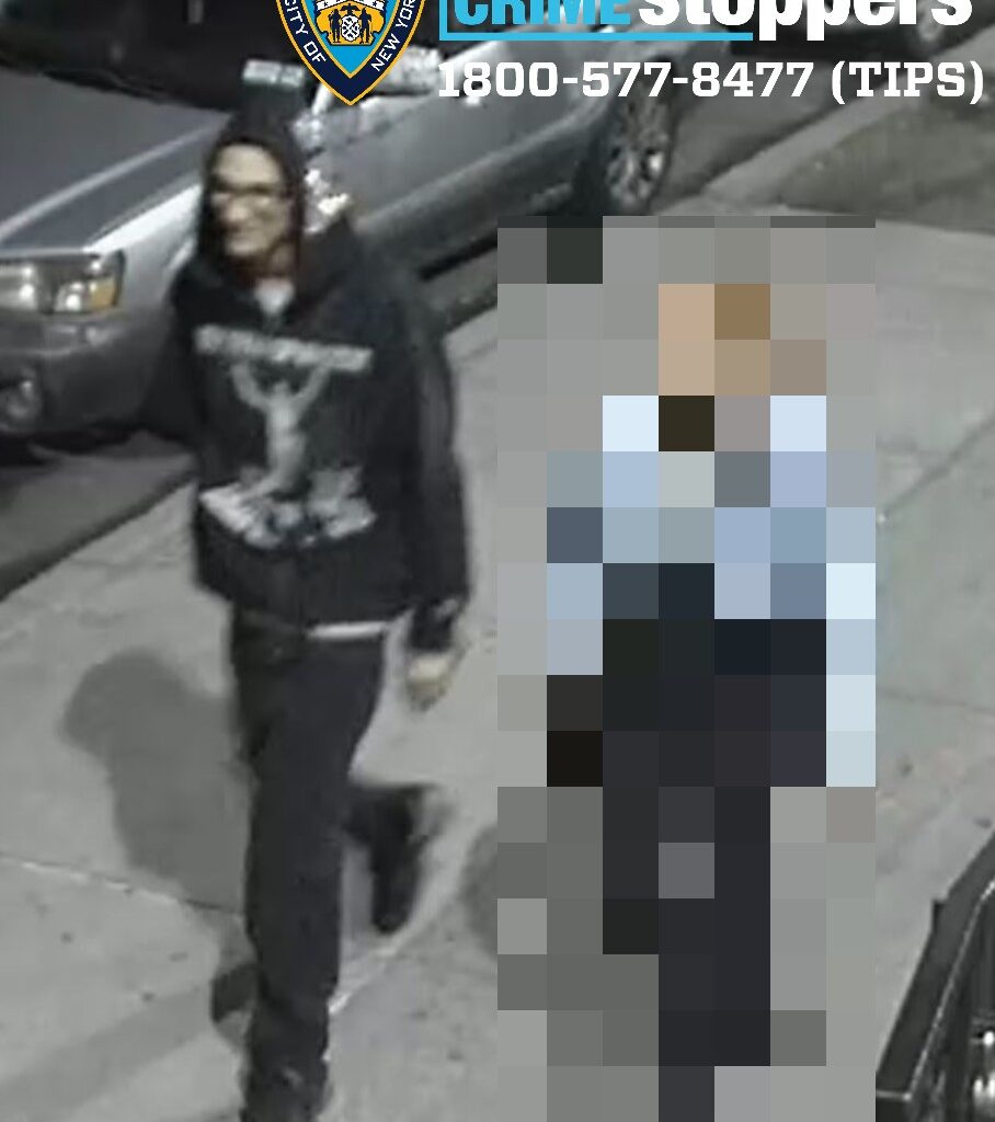 Police hunt for driver who mowed into cop during Brooklyn traffic stop