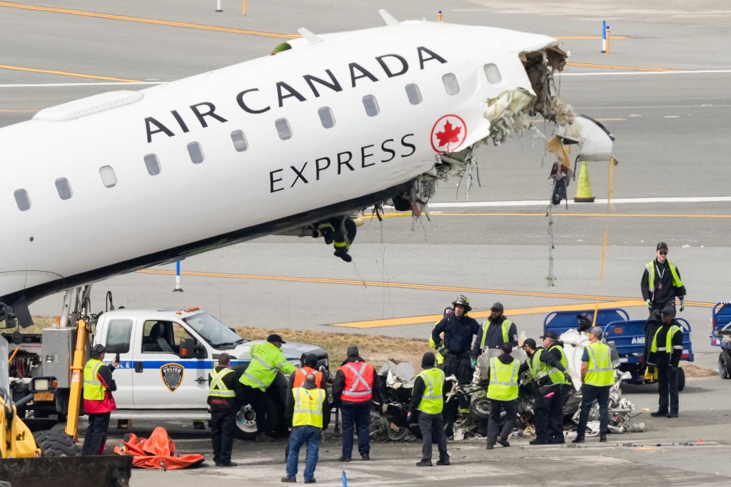After LaGuardia plane collision, NYC-area airport vehicles to get transponders