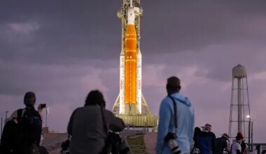 News 12 | Brooklyn | NASA is shooting for the moon. A guide to the Artemis II mission