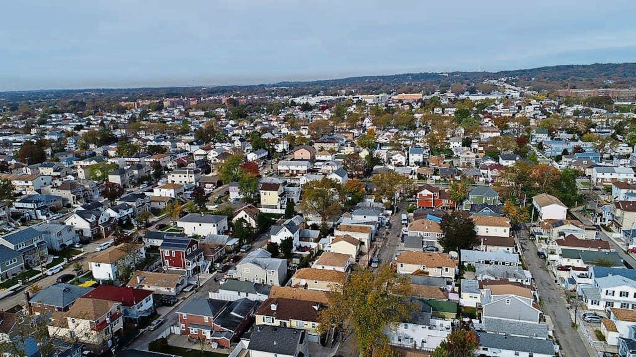 Malliotakis’ legislation could make $250B available for middle-class housing  The measure would require funds generated by an end to the Fannie Mae and Freddie Mac conservatorships to go towards housing investments.