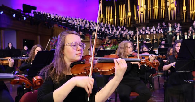 Rob Gardner's 'Lamb of God' makes big debut in New York – Deseret News