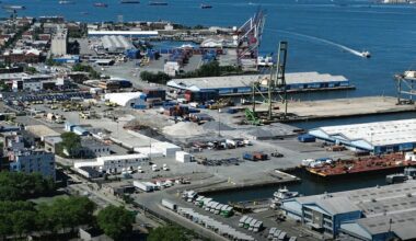 The 122-acre Brooklyn Marine Terminal site stretches along the East River from Atlantic Avenue to Red Hook. Photo: NYCEDC