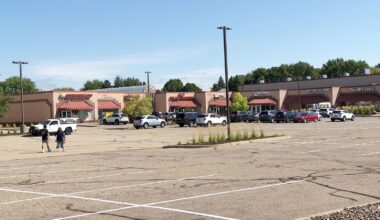 Brooklyn Park To Offer Rent, Business Assistance After ICE Surge