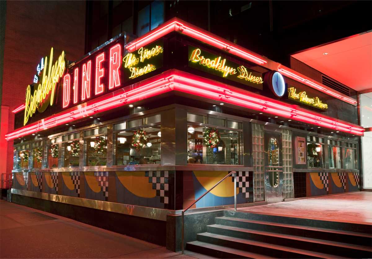 How Shelly Fireman turned a borough into a feeling at the Brooklyn Diner • Brooklyn Paper